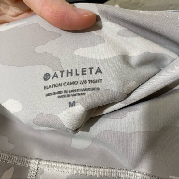 Athleta Elation 7/8 Tight Women’s Size M Gray Camo High Waist Pocket Stretch - Picture 6 of 9